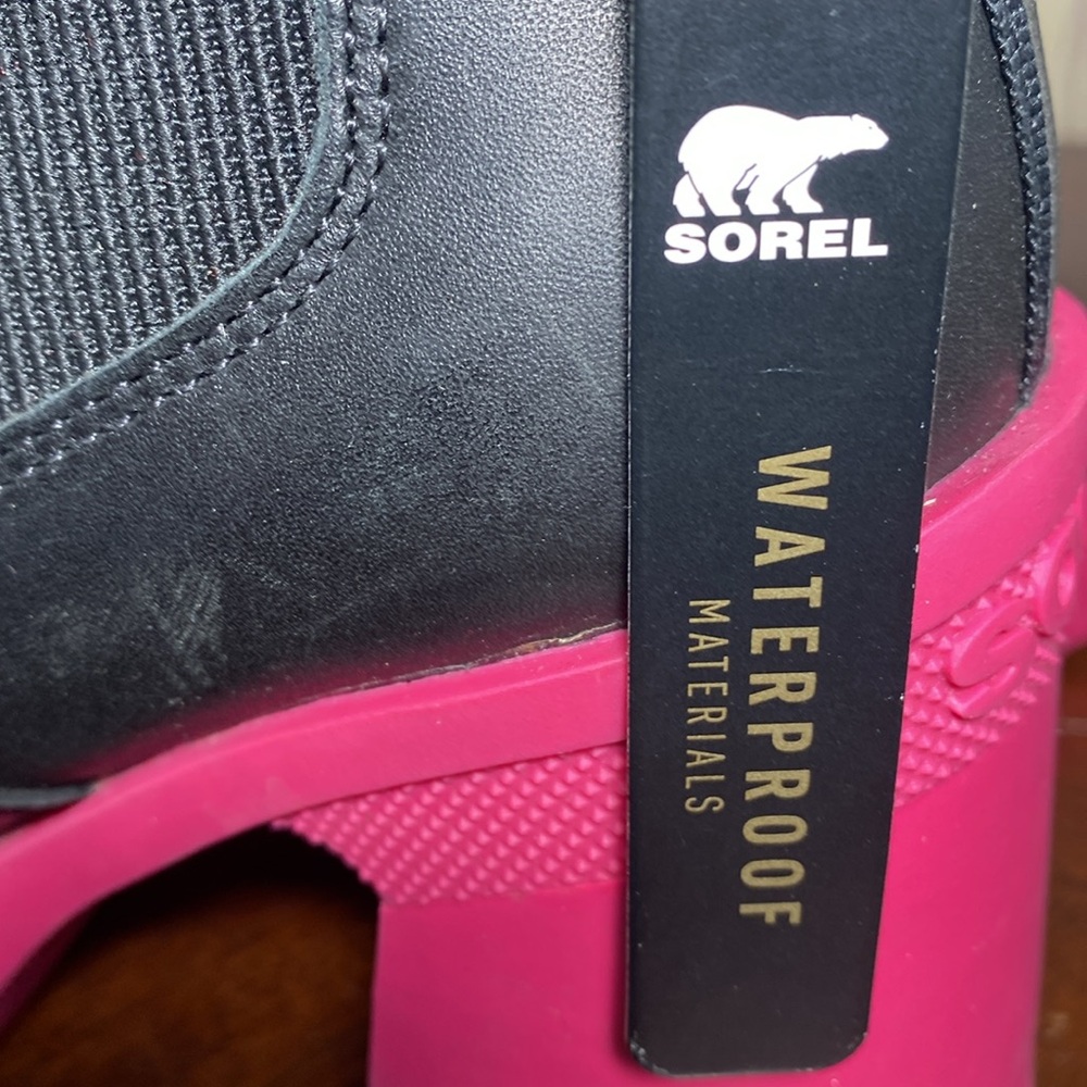 Sorel Brex Heeled Chelsea Boots Black Cactus Pink women’s size 5 - Picture 8 of 8